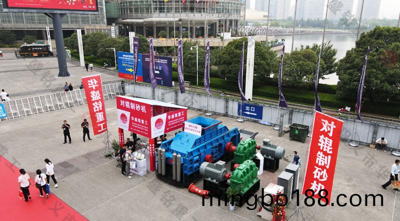 ֣�ݶԹ���ɰ��չ���ֳ�